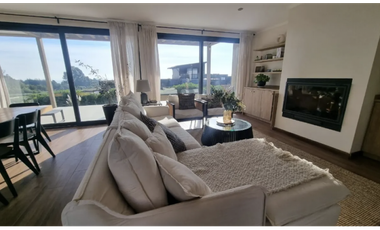 Hermosa casa en venta en Santa Adela