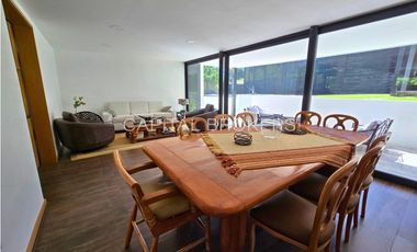 Casa la Reserva, 4 dorm + servicio (CA)