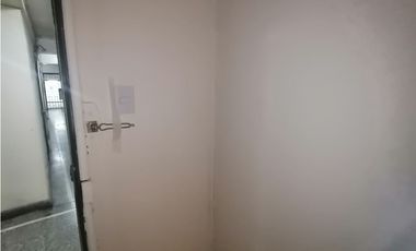 ARRIENDO Céntrica Oficina Estudio Metro Sta Lucia