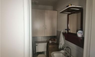 ARRIENDO Céntrica Oficina Estudio Metro Sta Lucia