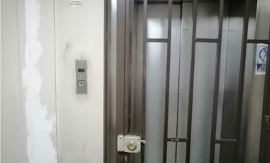 ARRIENDO Céntrica Oficina Estudio Metro Sta Lucia