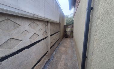 ARRIENDO CASA SECTOR PONIENTE  CON USO MIXTO