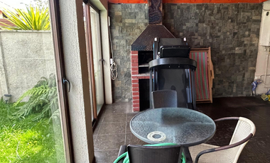 ACOGEDORA CASA EN QUILAMAPU, CHILLÁN
