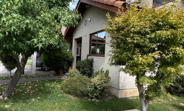 ACOGEDORA CASA EN QUILAMAPU, CHILLÁN