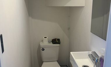 ACOGEDORA CASA FAMILIAR EN BARRIO TRANQUILO