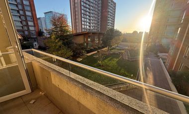 Arriendo departamento 2 Dormitorios en suite Estacionamiento  Frente Mall Trebol