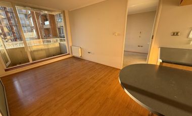 Arriendo departamento 2 Dormitorios en suite Estacionamiento  Frente Mall Trebol