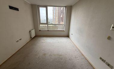 Arriendo departamento 2 Dormitorios en suite Estacionamiento  Frente Mall Trebol