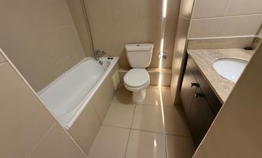 Arriendo departamento 2 Dormitorios en suite Estacionamiento  Frente Mall Trebol