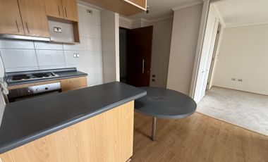 Arriendo departamento 2 Dormitorios en suite Estacionamiento  Frente Mall Trebol