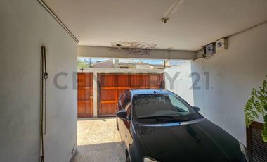 Departamento independiente primer piso Surco