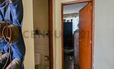 Departamento independiente primer piso Surco