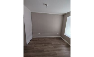 Amplia casa de 2 pisos en sector tranquilo Curicó