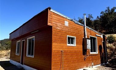 Casa en Arriendo en CASA NUEVA INMERSA EN LA NATURALEZA EN CURACAVI