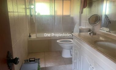 Casa en Arriendo en Ralun |5 dorm| 5Baños| Piscina