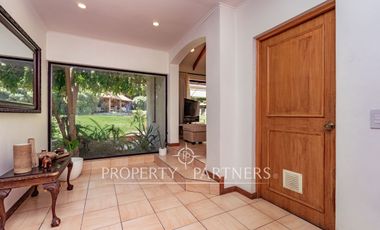 Excelente propiedad en consolidado condominio de Santa Rita