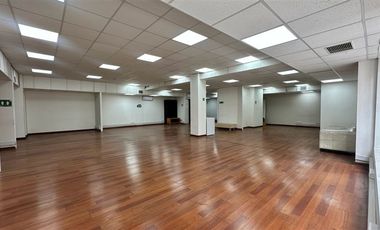 Oficina en Venta en VICUÑA MACKENNA PONIENTE CON ATAHUALPA