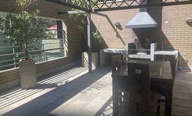 Arriendo Departamento Santa Isabel con Carmen