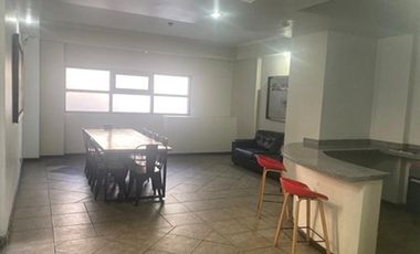 Arriendo Departamento Santa Isabel con Carmen