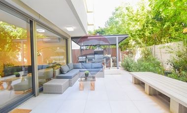 Depto con Patio y Jadín - 3D + Servicio