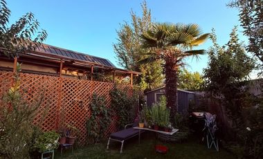 OPORTUNIDAD DE INVERSIÓN,  CASA CON LOCAL COMERCIAL