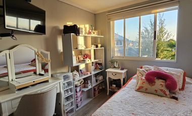 OPORTUNIDAD DE INVERSIÓN,  CASA CON LOCAL COMERCIAL