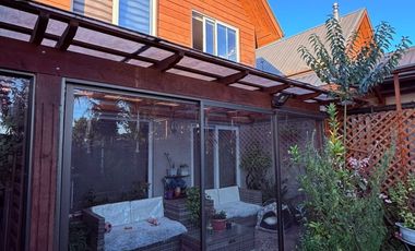 OPORTUNIDAD DE INVERSIÓN,  CASA CON LOCAL COMERCIAL