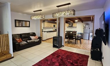 VENDO LINDA CASA EN SECTOR VILLA LOS ESCRITORES, SAN PEDRO