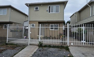 VENDO LINDA CASA EN SECTOR VILLA LOS ESCRITORES, SAN PEDRO