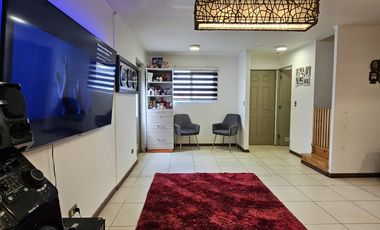 VENDO LINDA CASA EN SECTOR VILLA LOS ESCRITORES, SAN PEDRO