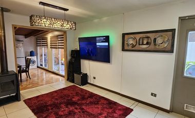 VENDO LINDA CASA EN SECTOR VILLA LOS ESCRITORES, SAN PEDRO