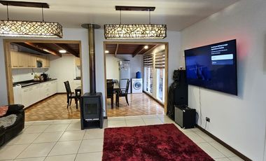 VENDO LINDA CASA EN SECTOR VILLA LOS ESCRITORES, SAN PEDRO