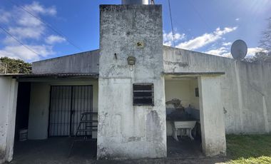 Casa sobre fracción de 10000 mts2. 411 y 138