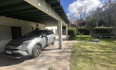 Casa sobre fracción de 10000 mts2. 411 y 138