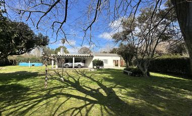 Casa sobre fracción de 10000 mts2. 411 y 138