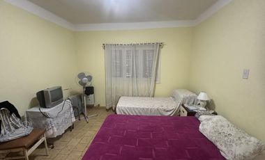 Casa sobre fracción de 10000 mts2. 411 y 138