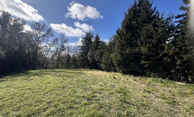 Casa sobre fracción de 10000 mts2. 411 y 138