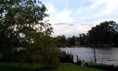 Casa con costa al rio con increíble parque! Santa María De Tigre ! VENTA Y ALQUIER ANUAL.