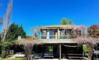 Casa con costa al rio con 1400 metros de parque! Santa María De Tigre ! VENTA Y ALQUIER ANUAL.
