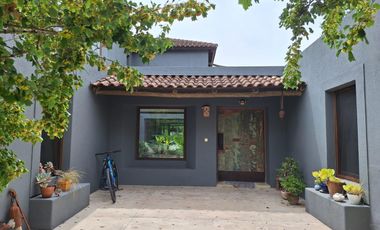 Casa con costa al rio con 1400 metros de parque! Santa María De Tigre ! VENTA Y ALQUIER ANUAL.