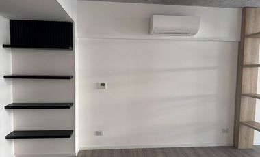 Loft  de 47 mts vivienda u oficina, con cochera. Distrito Quartier, Retiro.