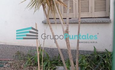Casa de 3 ambientes en Burzaco Sobre lote de 10 x 25 mts excelente ubicación