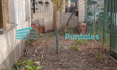 Casa de 3 ambientes en Burzaco Sobre lote de 10 x 25 mts excelente ubicación