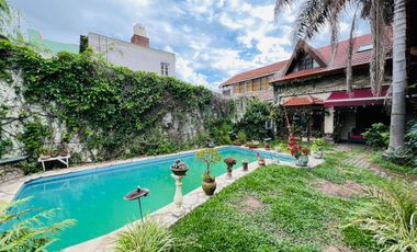 Casa en venta de 5 ambientes en Villa Adelina