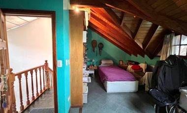 Casa en venta de 5 ambientes en Villa Adelina