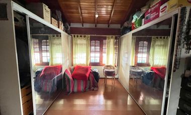 Casa en venta de 5 ambientes en Villa Adelina