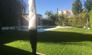 Hermosa Casa - Fincas de Iraola II