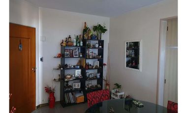 MUY LINDO DEPARTAMENTO  4 AMBIENTES EN EXCELENTE UBICACIÓN
