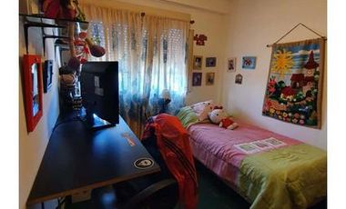 MUY LINDO DEPARTAMENTO  4 AMBIENTES EN EXCELENTE UBICACIÓN