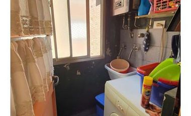 MUY LINDO DEPARTAMENTO  4 AMBIENTES EN EXCELENTE UBICACIÓN